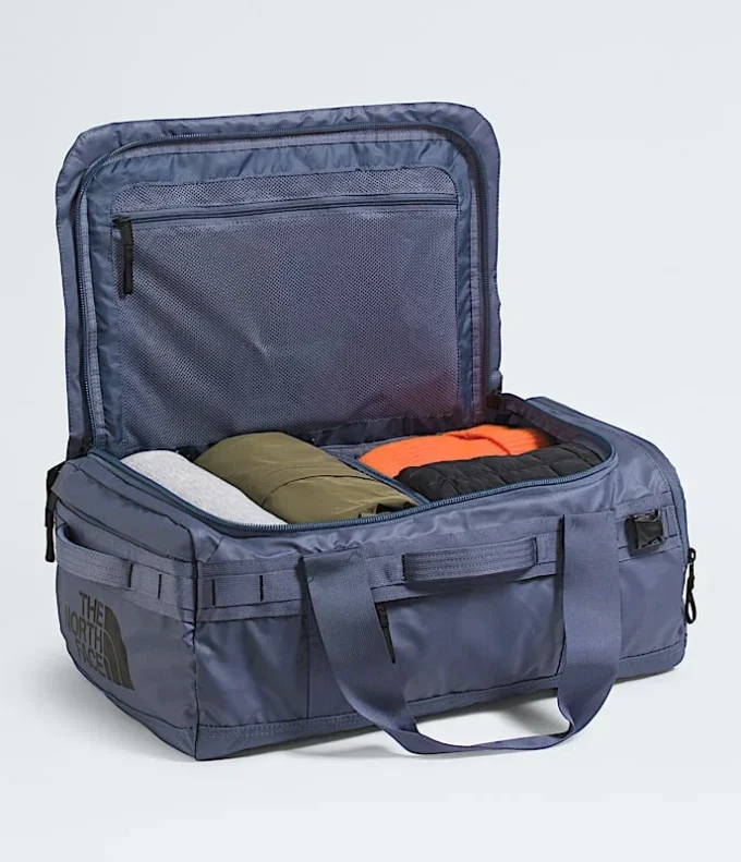 Borsa da viaggio Base Camp Voyager — 42 L Borsa da viaggio Base Camp Voyager — 42 L