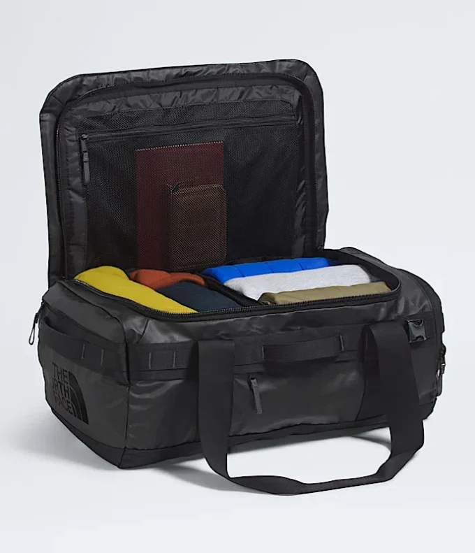 Borsa da viaggio Base Camp Voyager — 42 L Borsa da viaggio Base Camp Voyager — 42 L