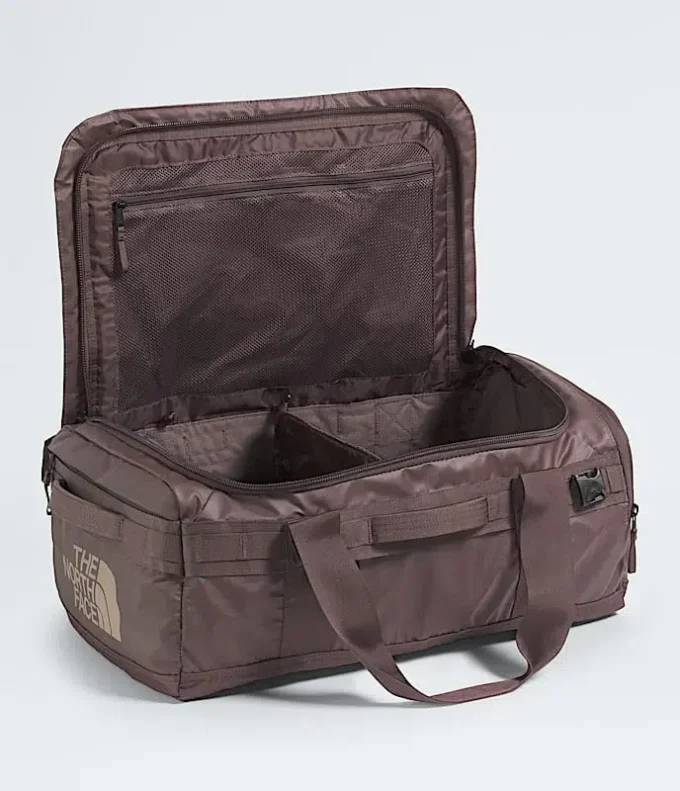 Borsa da viaggio Base Camp Voyager — 42 L Borsa da viaggio Base Camp Voyager — 42 L