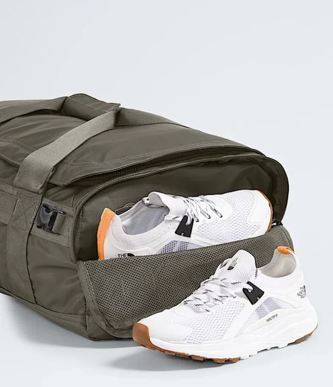 Borsa da viaggio Base Camp Voyager — 42 L Borsa da viaggio Base Camp Voyager — 42 L