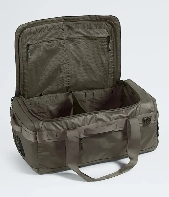 Borsa da viaggio Base Camp Voyager — 62 L Borsa da viaggio Base Camp Voyager — 62 L