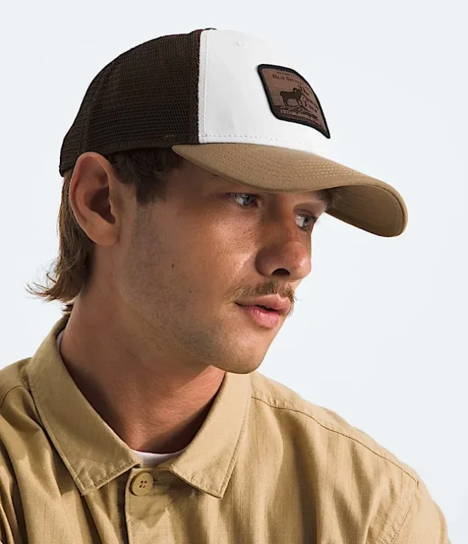Cappellino trucker Mudder con grafica Cappellino trucker Mudder con grafica
