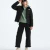 Giacca classica da donna con cappuccio e imbottitura in piuma Giacca classica da donna con cappuccio e imbottitura in piuma