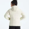 Giacca classica da donna con cappuccio e imbottitura in piuma Giacca classica da donna con cappuccio e imbottitura in piuma
