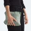 Giacca classica da donna con cappuccio e imbottitura in piuma Giacca classica da donna con cappuccio e imbottitura in piuma