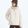 Giacca con cappuccio THERMOBALL™ da donna