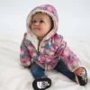 Giacca reversibile con cappuccio e zip integrale Shasta per neonata – Stampa Giacca reversibile con cappuccio e zip integrale Shasta per neonata – Stampa