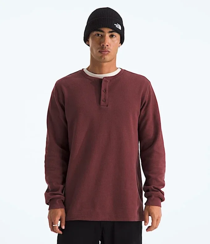 Maglia Henley da uomo a maniche lunghe con motivo waffle Maglia Henley da uomo a maniche lunghe con motivo waffle