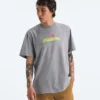 Maglietta a maniche corte da uomo TNF™ Essential Expedition Series — Grafica Maglietta a maniche corte da uomo TNF™ Essential Expedition Series — Grafica
