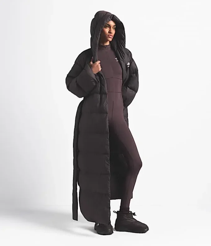 The North Face X SKIMS Parka avvolgente Nuptse da donna The North Face X SKIMS Parka avvolgente Nuptse da donna