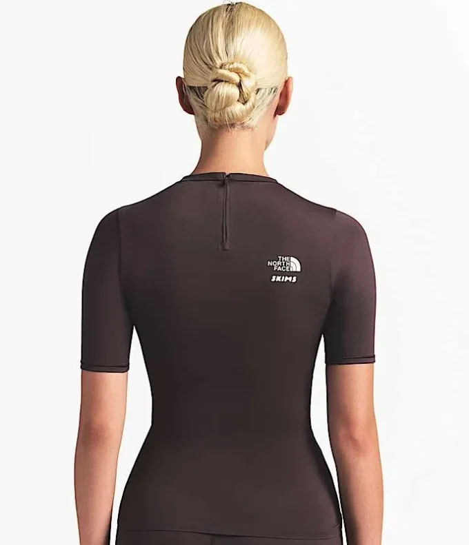 The North Face X SKIMS Top a maniche corte Refina da donna The North Face X SKIMS Top a maniche corte Refina da donna