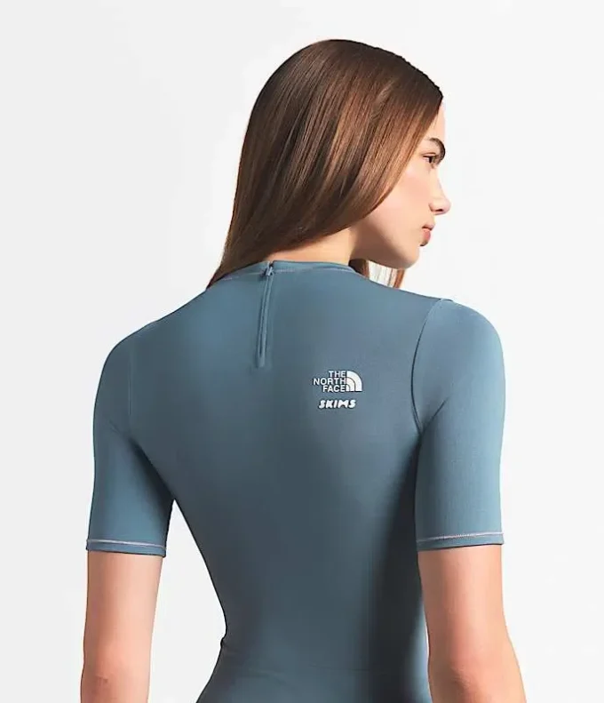 The North Face X SKIMS Top a maniche corte Refina da donna The North Face X SKIMS Top a maniche corte Refina da donna