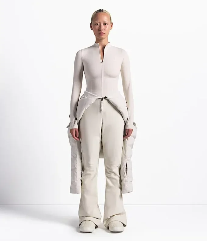 The North Face X SKIMS Tuta da donna Off The Clock The North Face X SKIMS Tuta da donna Off The Clock