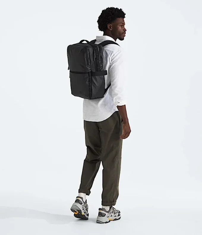 Zaino Base Camp Voyager Daypack Zaino Base Camp Voyager Daypack